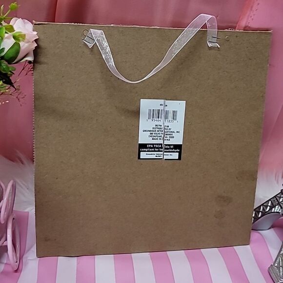 LOVE YOU Wall Decor - Picture 4 of 4